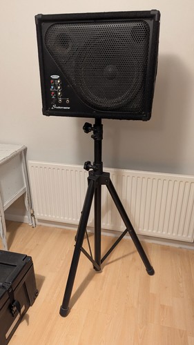 Studiomaster powered monitor - studiomaster,