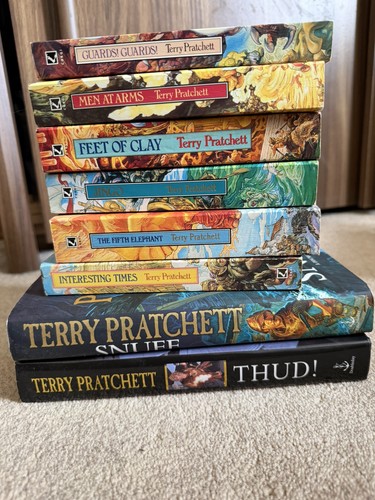 Terry pratchett discworld city - terry,