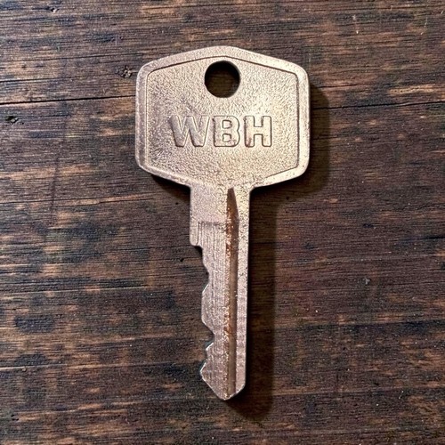 British classic car keys - british,