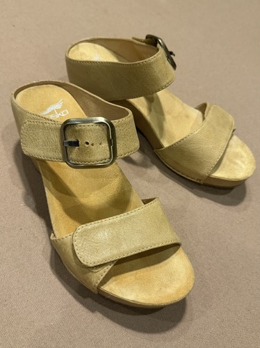 Excellent condtn dansko tan - condtn-dansko,