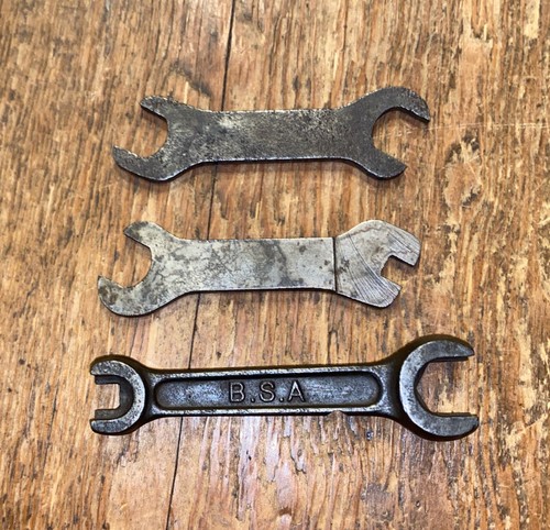 Vintage bsa tappet - vintage, adjusting