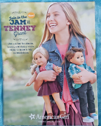 American girl doll - 🪕american,