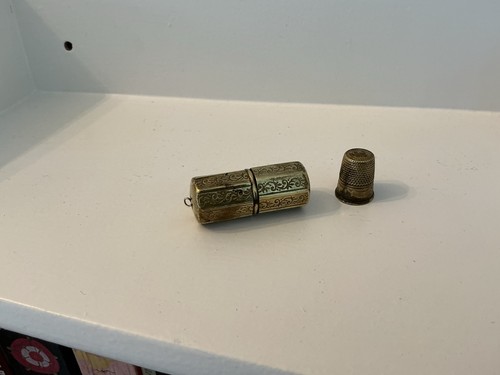Vintage small brass - small,