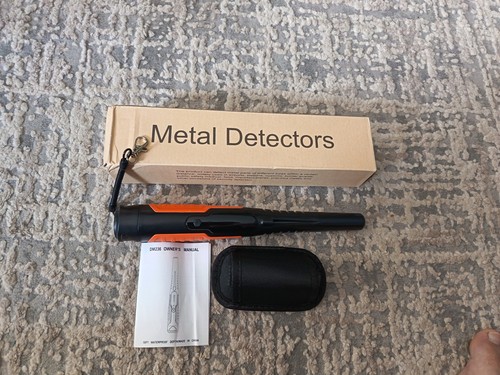Hand held metal detector - held,