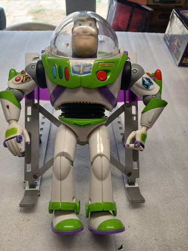 Buzz lightyear action - lightyear, 11"