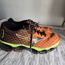 Mizuno Wave Creation 13