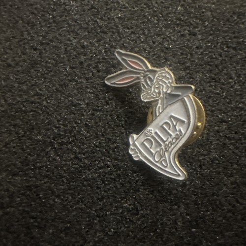 Pin badge pilpa glaces lapin - ,