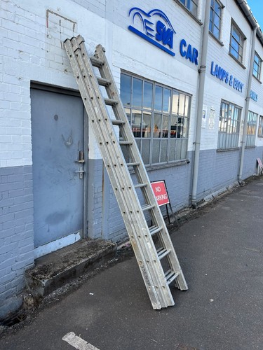 Triple ladder closed 7m - triple,