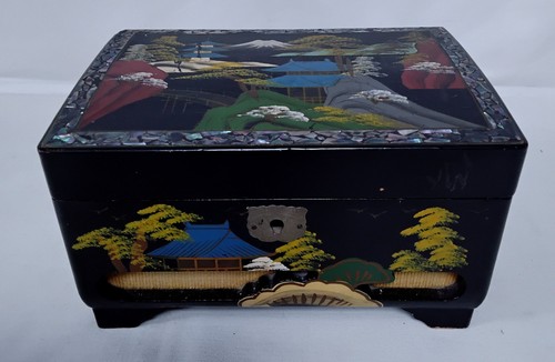 Vintage black lacquered - vintage,