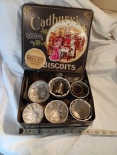 Lot of vintage metal cookware, bake ware, small jelly moulds mixed lot