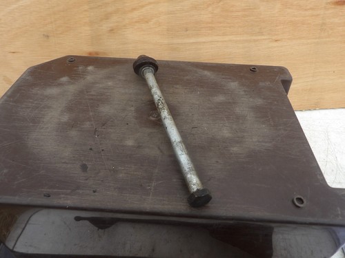 Suzuki 500 swing arm - suzuki, bolt