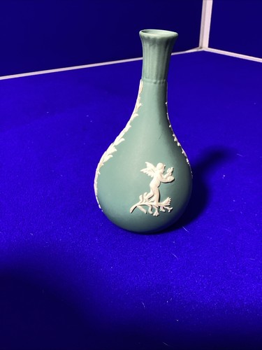 Wedgewood green jasperware - wedgewood,