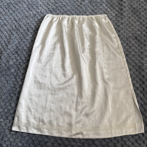 Women half waist slip - half,
