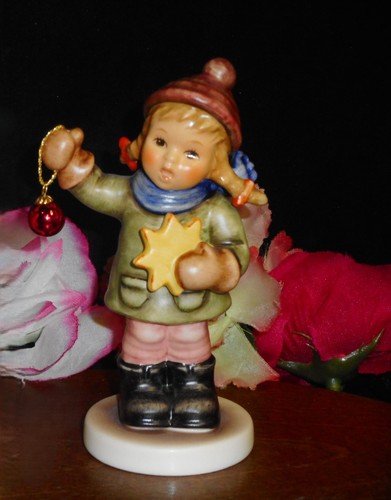 Hummel figure 2204 holiday - figure,