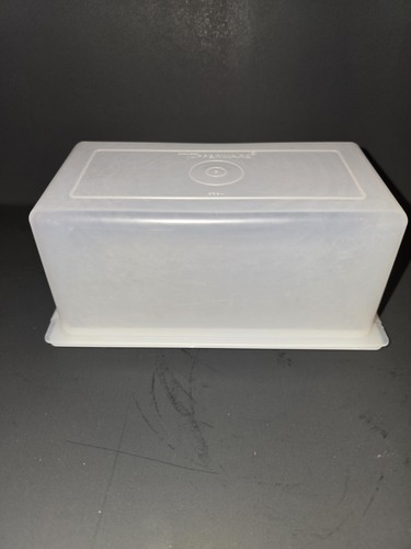 Tupperware white plastic - tupperware,
