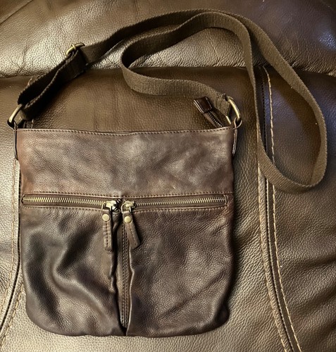 Fat face brown leather cross - face,
