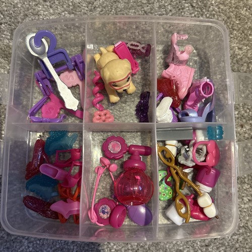Assorted barbie accessories - assorted,