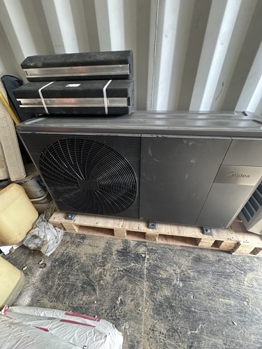 Midea 4kw air - air, heat
