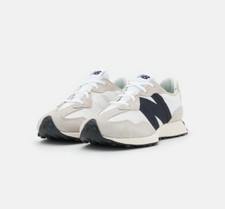 New Balance 327 Trainers - UK