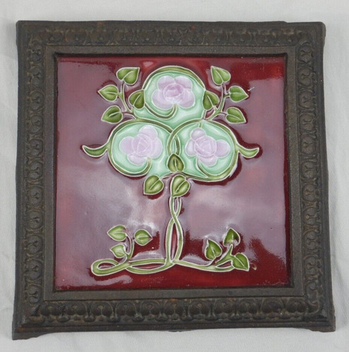 Art nouveau style tiled cast - nouveau,