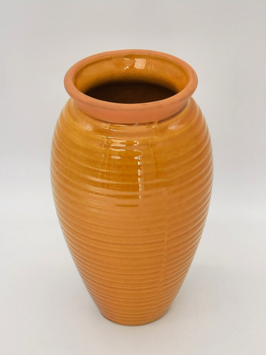 Ribbed terracotta ceramic vase - ribbed,