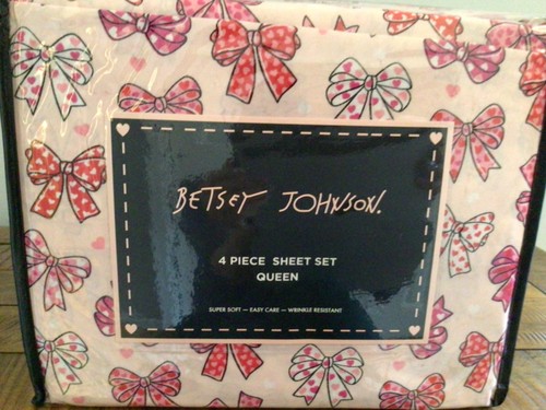 Betsey johnson pink hearts - johnson,