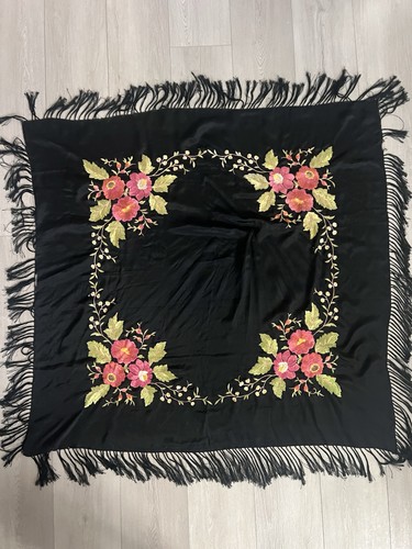 Antique 1920s manilla - 1920s, silk