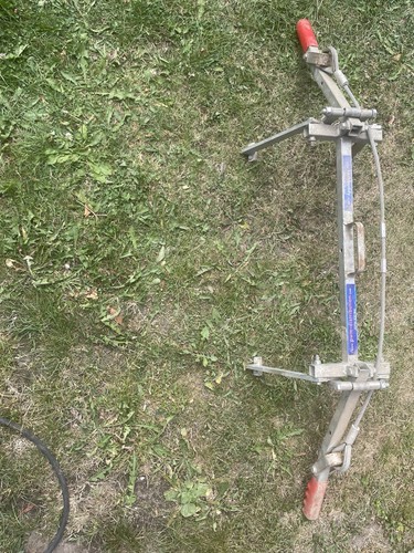 Kerb lifting tool - lifting, two