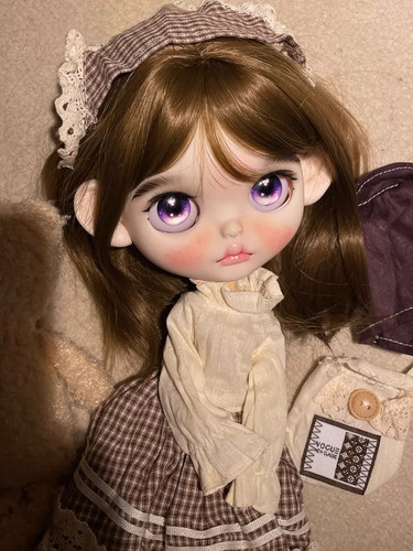 Ooak custom blythe - blythe, white