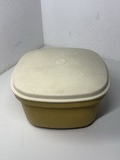 Vintage 3 Piece Tupperware