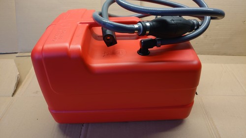Plastic fuel tank with gauge - plastic,