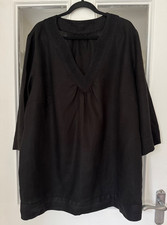 FAB ANN HARVEY BLACK V NECK