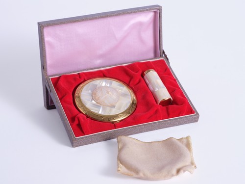 Cased mother pearl vanity - pearl,