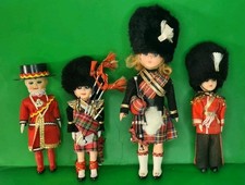 Vintage Souvenir Guards Bundle 60s / 70s