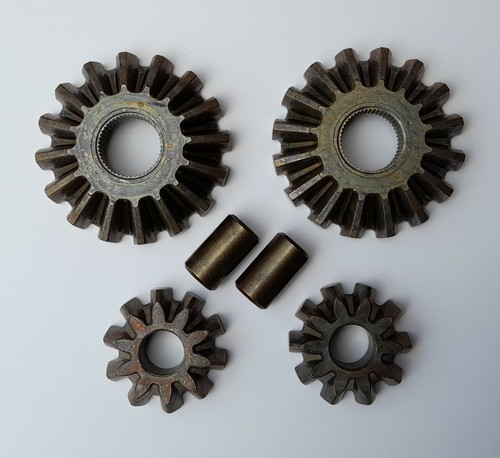 Original differential pinion - original,