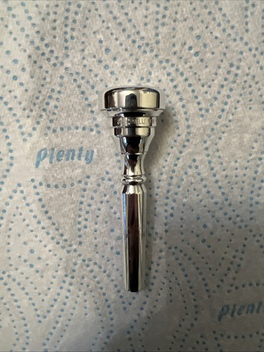 Trumpet mouthpiece giardinelli - mouthpiece,
