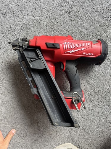 Milwaukee m18ffn 18v - m18ffn-0c,