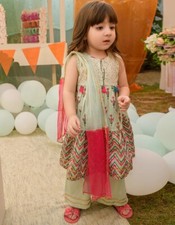 Junaid Jamshed Infant Girls 0-3 Months Lawn Suit Salwar Kameez Dupatta