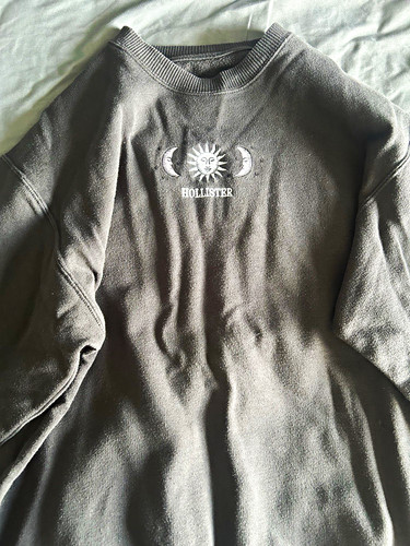 Hollister women grey crew - hollister,