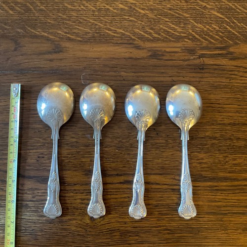Vintage kings pattern soup - 4,