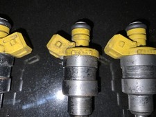 Original Ford rs 500 Sierra cosworth fuel injectors With Clips.