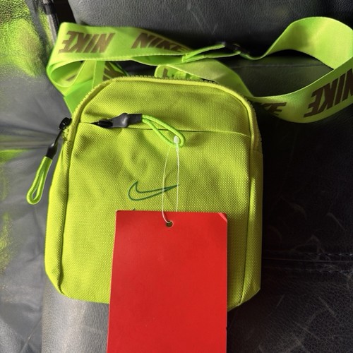 Nike sportswear small green - sportswear,