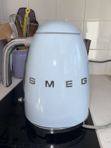 Smeg sky blue kettle - 1.7, l