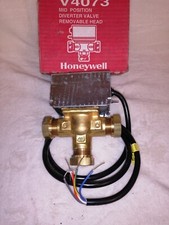 Honeywell Motorized 3 Port Mid Position Valve 22mm V4073A 1039/U