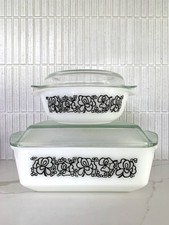 Agee Pyrex Clover Black And