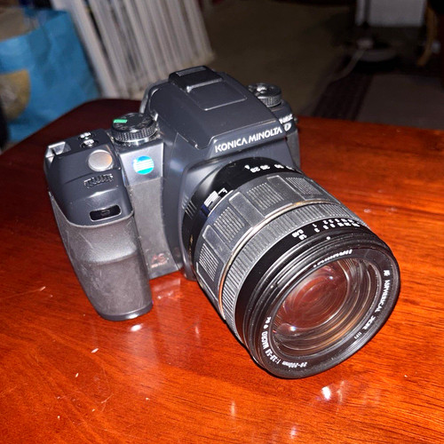 Konica minolta dynax dslr - minolta,