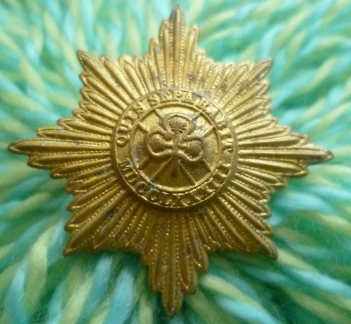 Irish guards cap badge all - guards,