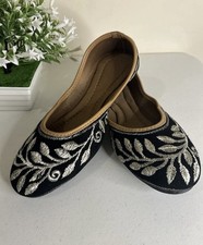 Women Punjabi Jutti With