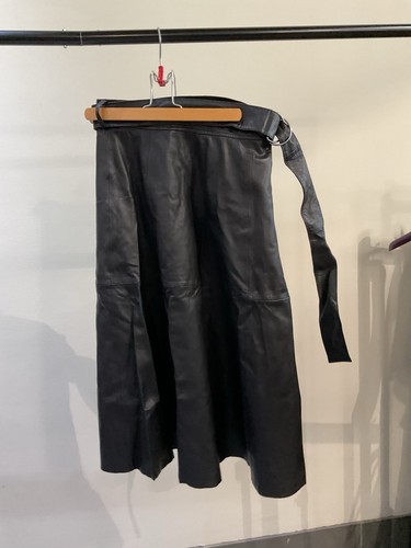 Black leather woman skirt - black,