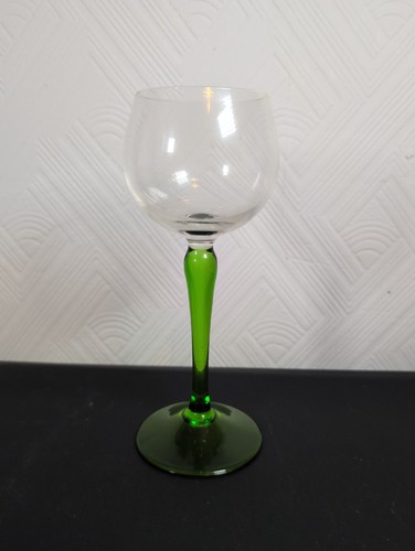 Vintage green stem wine - vintage,